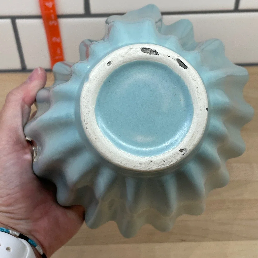 Vintage Mid Century Modern Light Blue‎ Splash Handkerchief Fluted Ceramic Vase